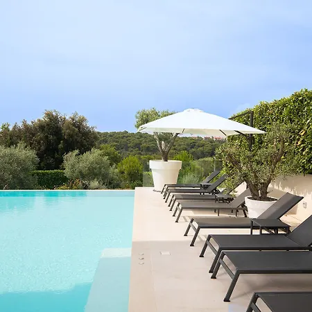 Lucy For 12 People Near Medulin With Heated Indoor Pool & Just 400 Meters From The Villa Banjole